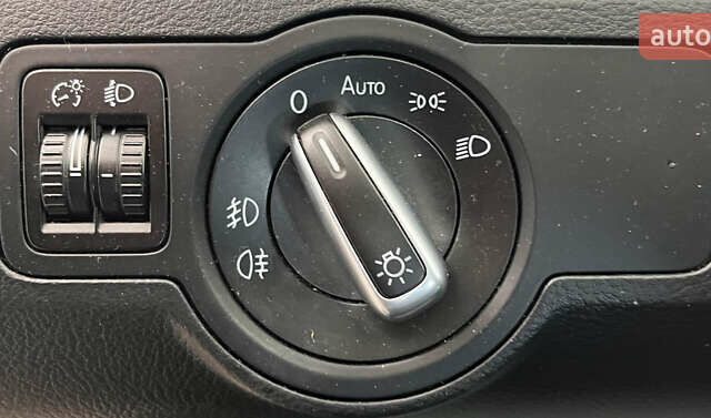 Чорний Фольксваген Пассат, об'ємом двигуна 1.97 л та пробігом 321 тис. км за 10750 $, фото 23 на Automoto.ua