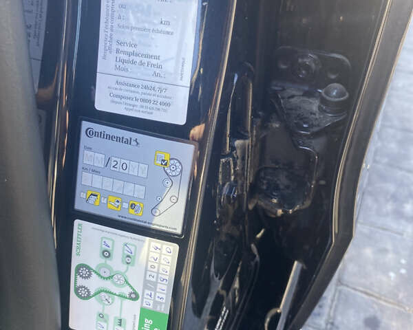 Чорний Фольксваген Пассат, об'ємом двигуна 1.97 л та пробігом 371 тис. км за 11500 $, фото 12 на Automoto.ua