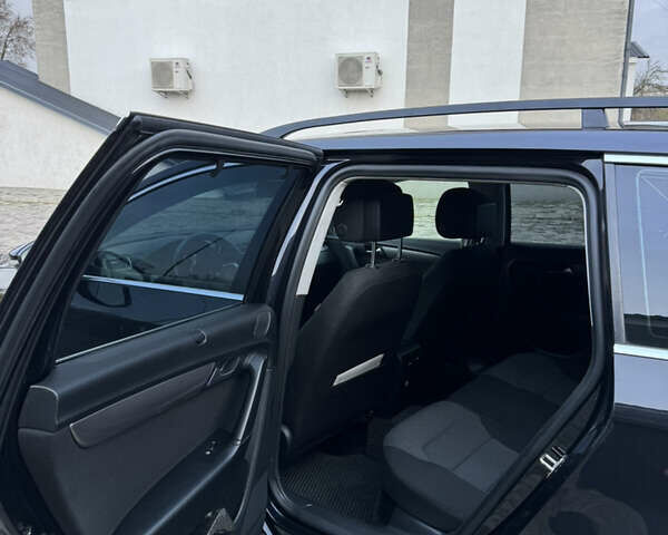 Черный Фольксваген Пассат, объемом двигателя 1.97 л и пробегом 300 тыс. км за 11800 $, фото 11 на Automoto.ua