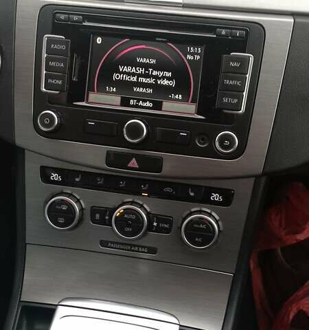 Черный Фольксваген Пассат, объемом двигателя 1.6 л и пробегом 228 тыс. км за 14000 $, фото 3 на Automoto.ua