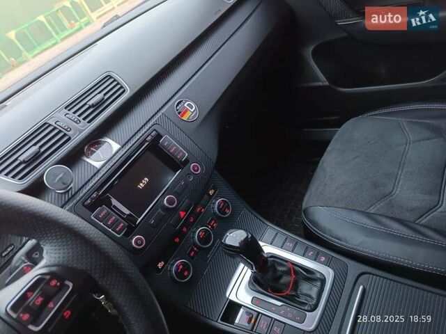 Черный Фольксваген Пассат, объемом двигателя 1.6 л и пробегом 270 тыс. км за 11000 $, фото 22 на Automoto.ua