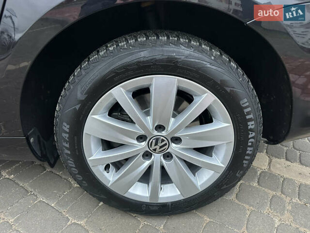 Черный Фольксваген Пассат, объемом двигателя 1.97 л и пробегом 224 тыс. км за 11999 $, фото 18 на Automoto.ua