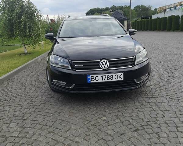 Черный Фольксваген Пассат, объемом двигателя 1.6 л и пробегом 157 тыс. км за 11500 $, фото 33 на Automoto.ua