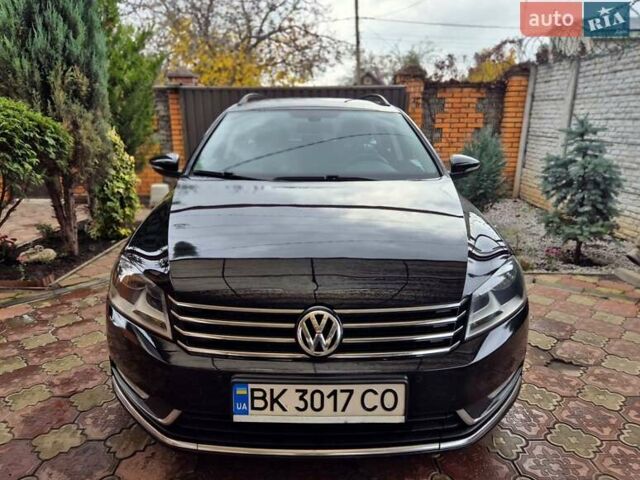 Черный Фольксваген Пассат, объемом двигателя 1.6 л и пробегом 195 тыс. км за 9700 $, фото 9 на Automoto.ua