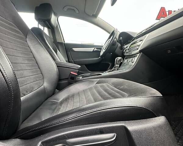 Черный Фольксваген Пассат, объемом двигателя 1.6 л и пробегом 245 тыс. км за 11999 $, фото 24 на Automoto.ua