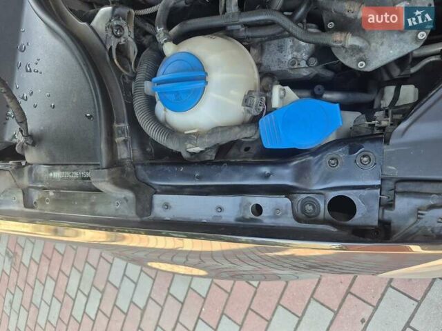 Черный Фольксваген Пассат, объемом двигателя 1.97 л и пробегом 294 тыс. км за 12000 $, фото 21 на Automoto.ua