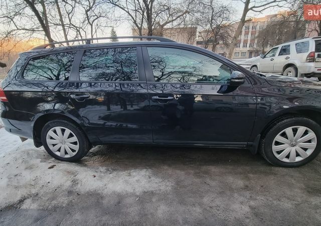 Черный Фольксваген Пассат, объемом двигателя 1.97 л и пробегом 180 тыс. км за 11200 $, фото 1 на Automoto.ua