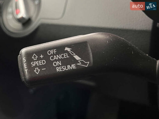 Чорний Фольксваген Пассат, об'ємом двигуна 1.97 л та пробігом 321 тис. км за 10750 $, фото 12 на Automoto.ua