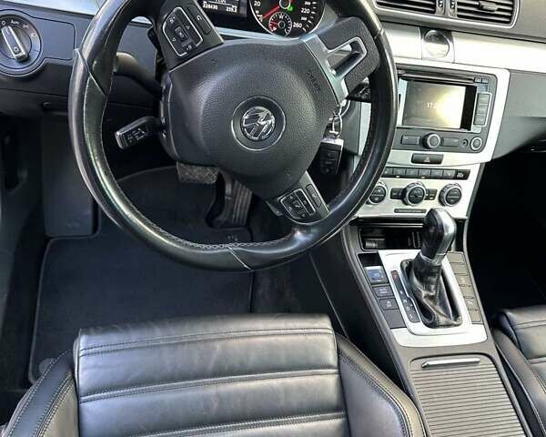 Черный Фольксваген Пассат, объемом двигателя 2 л и пробегом 228 тыс. км за 13400 $, фото 3 на Automoto.ua