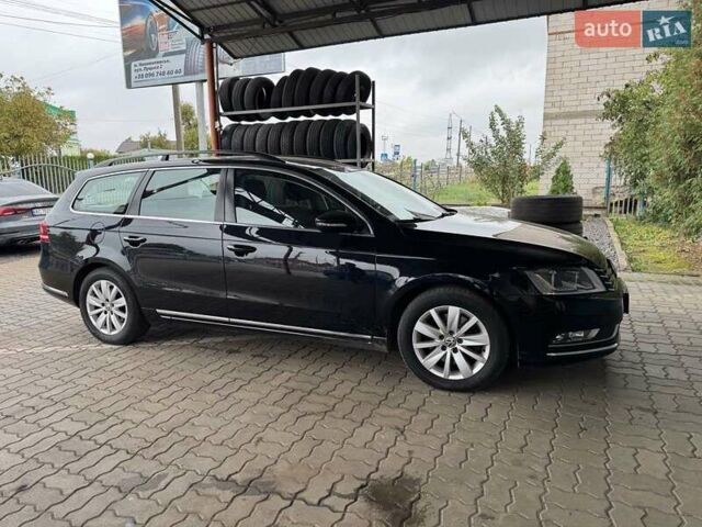 Черный Фольксваген Пассат, объемом двигателя 1.6 л и пробегом 228 тыс. км за 14000 $, фото 18 на Automoto.ua