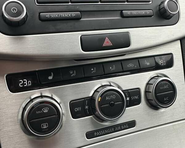 Черный Фольксваген Пассат, объемом двигателя 1.6 л и пробегом 245 тыс. км за 11999 $, фото 31 на Automoto.ua