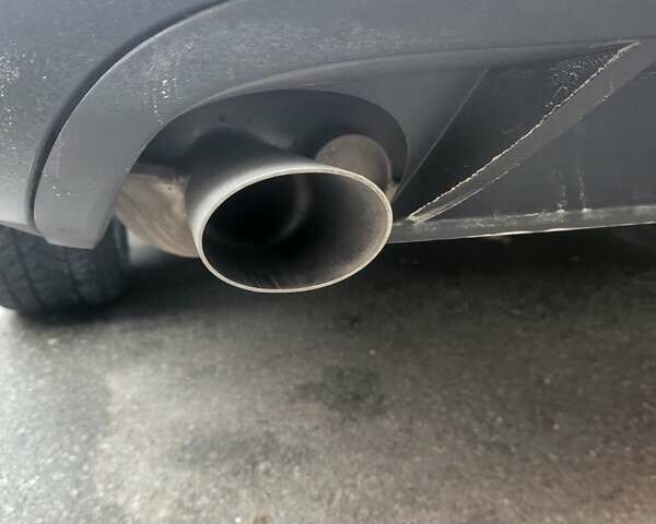 Черный Фольксваген Пассат, объемом двигателя 2 л и пробегом 221 тыс. км за 15850 $, фото 51 на Automoto.ua