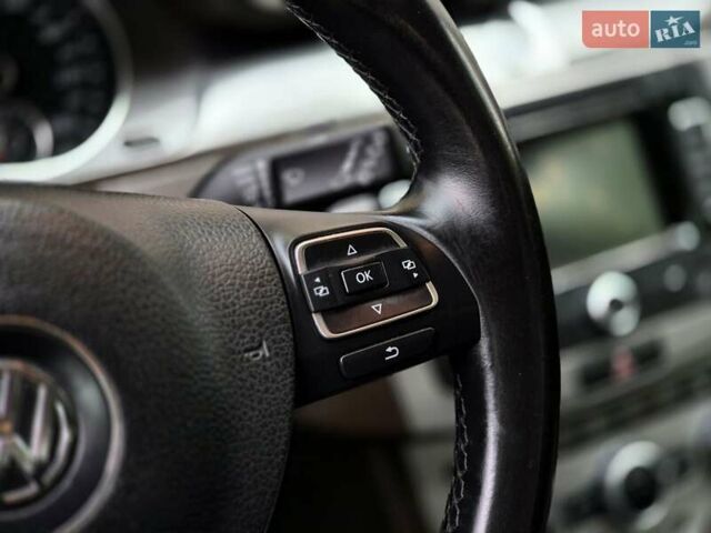 Черный Фольксваген Пассат, объемом двигателя 1.6 л и пробегом 195 тыс. км за 9700 $, фото 51 на Automoto.ua