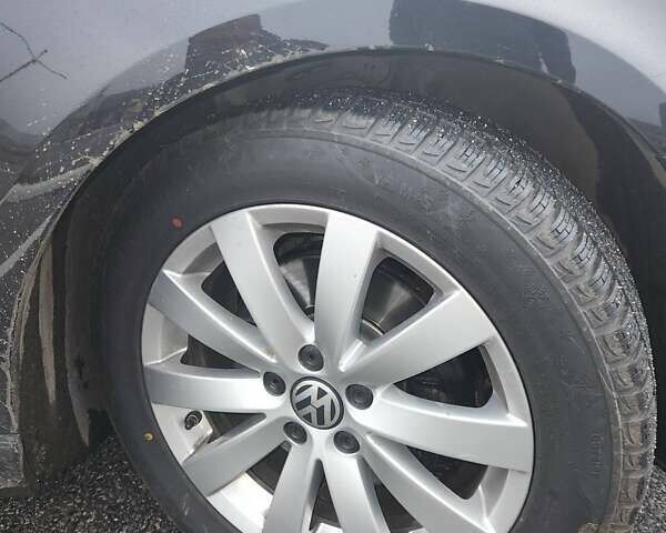 Черный Фольксваген Пассат, объемом двигателя 2 л и пробегом 221 тыс. км за 15850 $, фото 48 на Automoto.ua