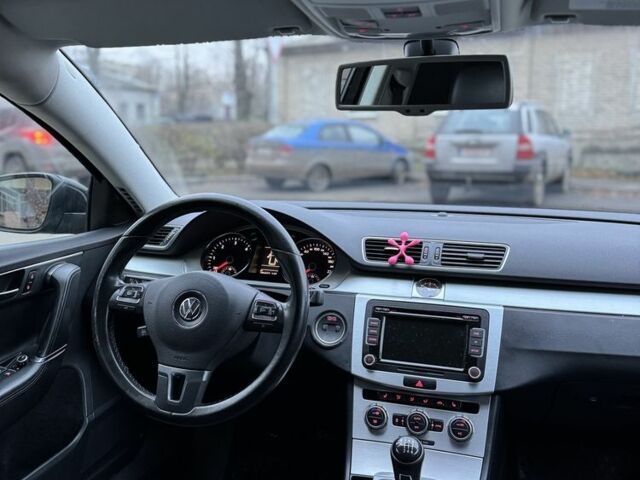 Чорний Фольксваген Пассат, об'ємом двигуна 1.6 л та пробігом 280 тис. км за 5200 $, фото 16 на Automoto.ua
