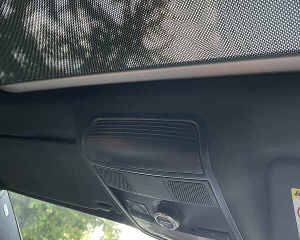 Черный Фольксваген Пассат, объемом двигателя 1.97 л и пробегом 280 тыс. км за 12000 $, фото 8 на Automoto.ua