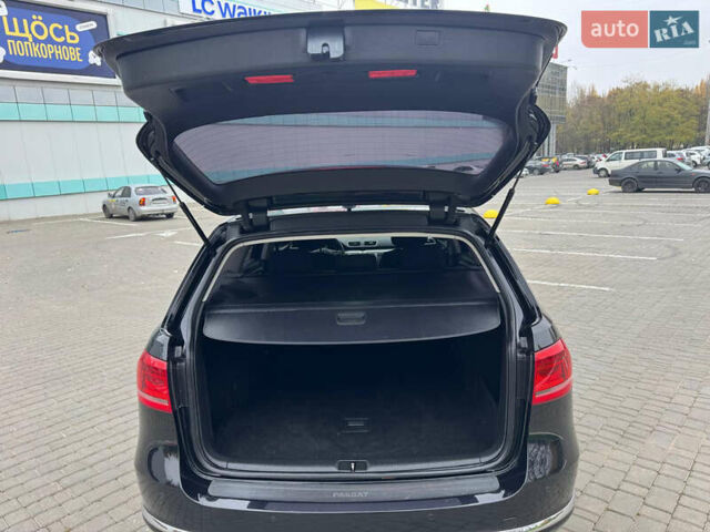 Черный Фольксваген Пассат, объемом двигателя 1.97 л и пробегом 200 тыс. км за 11600 $, фото 10 на Automoto.ua