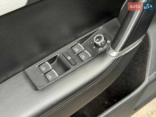 Чорний Фольксваген Пассат, об'ємом двигуна 2 л та пробігом 283 тис. км за 11300 $, фото 35 на Automoto.ua