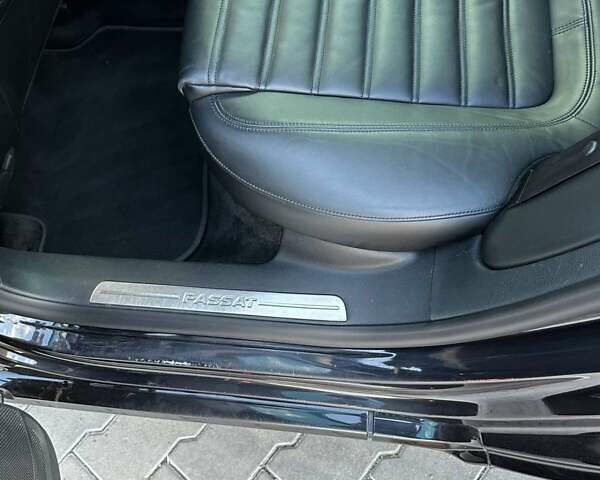 Черный Фольксваген Пассат, объемом двигателя 2 л и пробегом 228 тыс. км за 13400 $, фото 4 на Automoto.ua