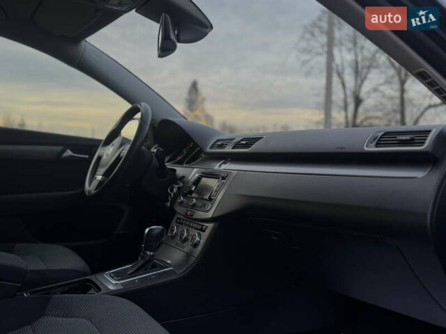 Черный Фольксваген Пассат, объемом двигателя 1.6 л и пробегом 213 тыс. км за 11900 $, фото 62 на Automoto.ua