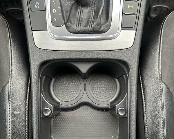 Чорний Фольксваген Пассат, об'ємом двигуна 1.6 л та пробігом 245 тис. км за 11999 $, фото 44 на Automoto.ua