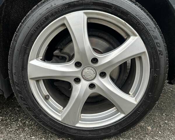 Черный Фольксваген Пассат, объемом двигателя 1.6 л и пробегом 245 тыс. км за 11999 $, фото 6 на Automoto.ua