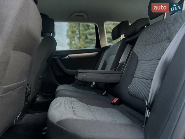 Черный Фольксваген Пассат, объемом двигателя 1.6 л и пробегом 213 тыс. км за 11900 $, фото 82 на Automoto.ua