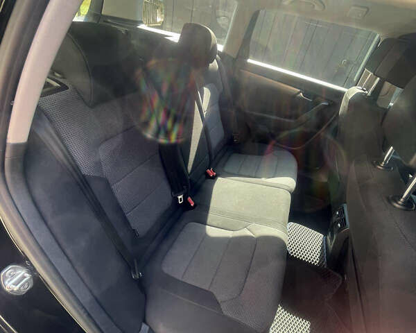 Черный Фольксваген Пассат, объемом двигателя 1.97 л и пробегом 280 тыс. км за 12500 $, фото 11 на Automoto.ua