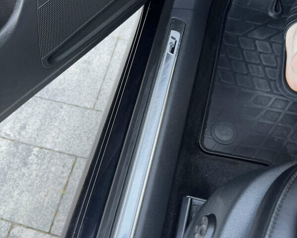 Черный Фольксваген Пассат, объемом двигателя 2 л и пробегом 258 тыс. км за 13500 $, фото 38 на Automoto.ua