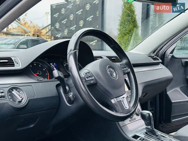 Чорний Фольксваген Пассат, об'ємом двигуна 2 л та пробігом 190 тис. км за 11500 $, фото 14 на Automoto.ua