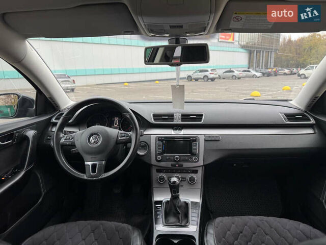 Черный Фольксваген Пассат, объемом двигателя 1.97 л и пробегом 200 тыс. км за 11600 $, фото 9 на Automoto.ua