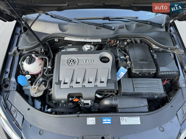 Чорний Фольксваген Пассат, об'ємом двигуна 2 л та пробігом 244 тис. км за 12750 $, фото 87 на Automoto.ua