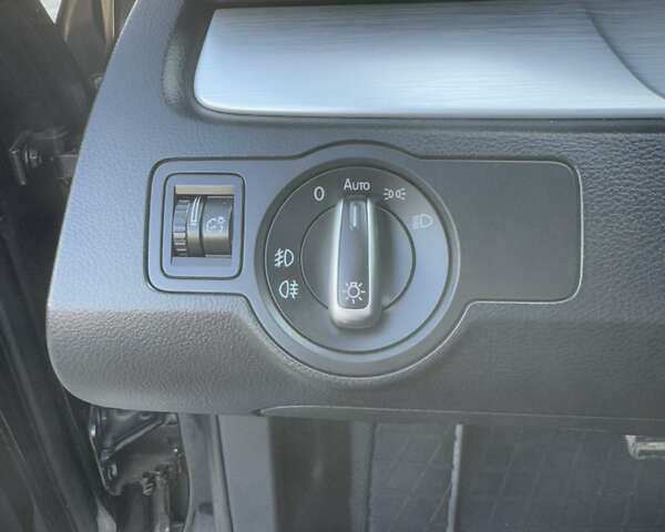 Черный Фольксваген Пассат, объемом двигателя 2 л и пробегом 258 тыс. км за 13500 $, фото 23 на Automoto.ua