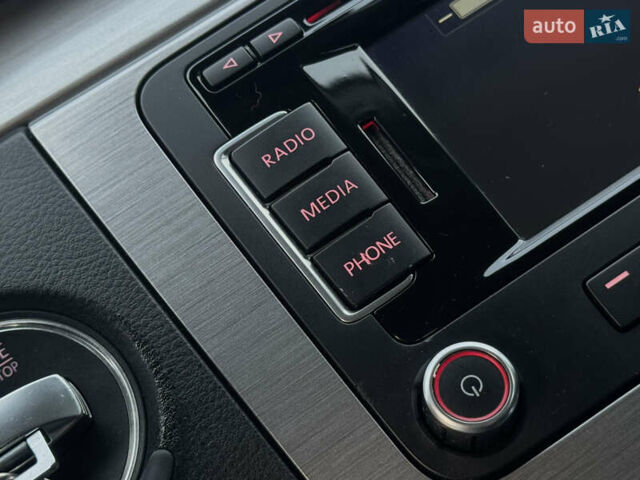 Черный Фольксваген Пассат, объемом двигателя 1.6 л и пробегом 213 тыс. км за 11900 $, фото 47 на Automoto.ua