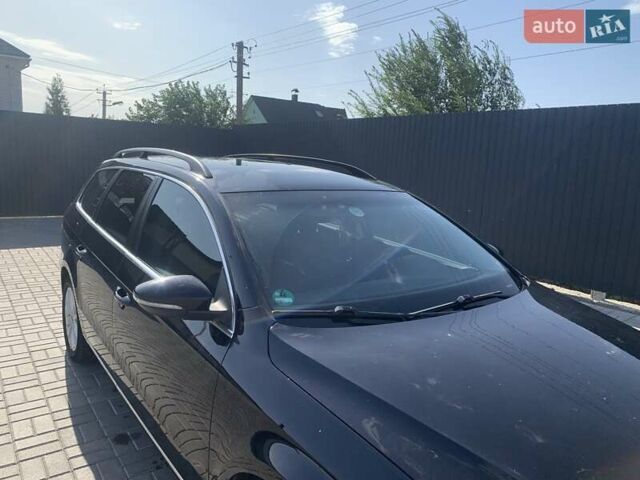 Черный Фольксваген Пассат, объемом двигателя 0 л и пробегом 250 тыс. км за 9400 $, фото 3 на Automoto.ua