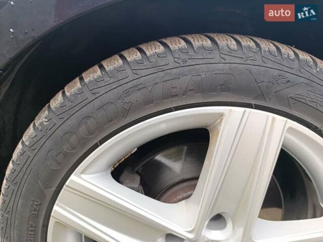 Черный Фольксваген Пассат, объемом двигателя 1.97 л и пробегом 270 тыс. км за 10700 $, фото 10 на Automoto.ua