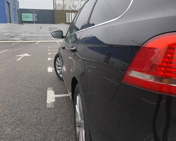 Черный Фольксваген Пассат, объемом двигателя 2 л и пробегом 221 тыс. км за 15850 $, фото 13 на Automoto.ua