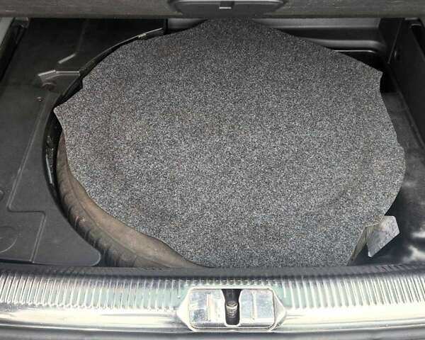 Черный Фольксваген Пассат, объемом двигателя 2 л и пробегом 221 тыс. км за 15850 $, фото 19 на Automoto.ua