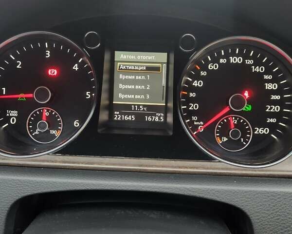 Черный Фольксваген Пассат, объемом двигателя 2 л и пробегом 221 тыс. км за 15850 $, фото 25 на Automoto.ua