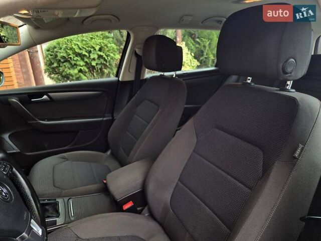 Черный Фольксваген Пассат, объемом двигателя 1.6 л и пробегом 195 тыс. км за 9700 $, фото 47 на Automoto.ua