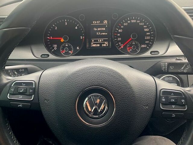 Чорний Фольксваген Пассат, об'ємом двигуна 2 л та пробігом 250 тис. км за 11700 $, фото 4 на Automoto.ua