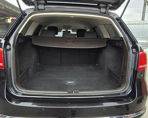 Черный Фольксваген Пассат, объемом двигателя 1.97 л и пробегом 302 тыс. км за 11599 $, фото 20 на Automoto.ua