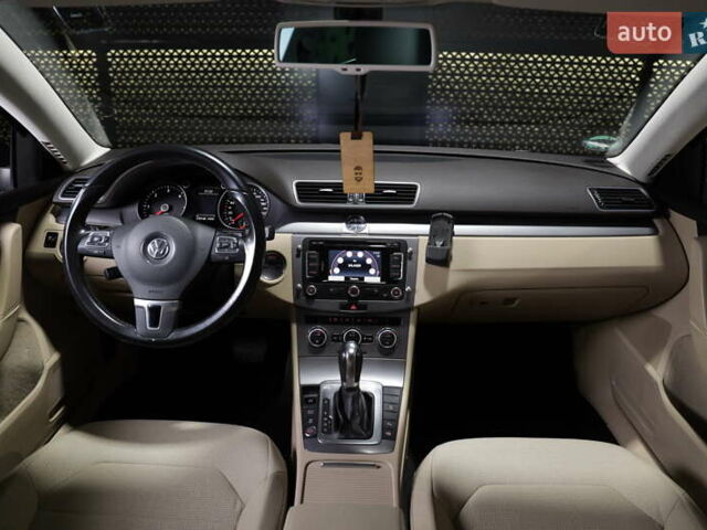 Чорний Фольксваген Пассат, об'ємом двигуна 0 л та пробігом 278 тис. км за 12500 $, фото 15 на Automoto.ua