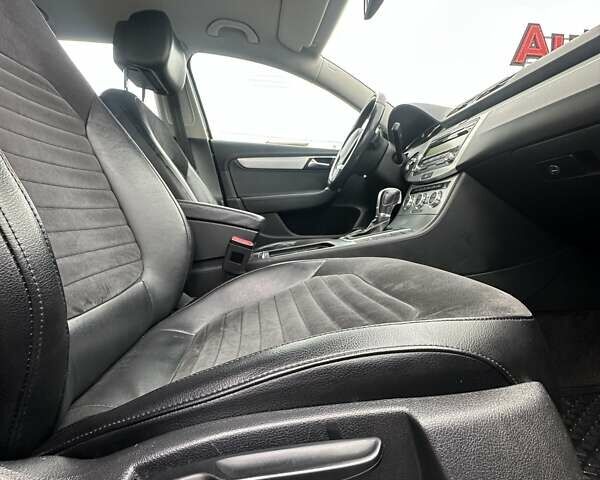 Черный Фольксваген Пассат, объемом двигателя 1.6 л и пробегом 245 тыс. км за 11999 $, фото 20 на Automoto.ua