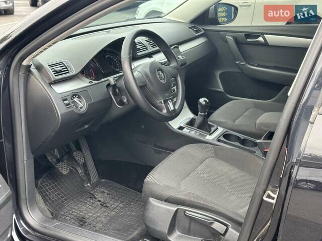 Черный Фольксваген Пассат, объемом двигателя 2 л и пробегом 336 тыс. км за 9990 $, фото 15 на Automoto.ua