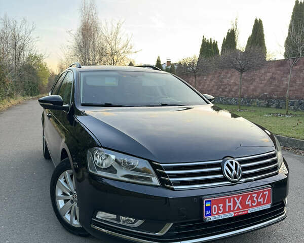 Чорний Фольксваген Пассат, об'ємом двигуна 2 л та пробігом 244 тис. км за 12550 $, фото 16 на Automoto.ua