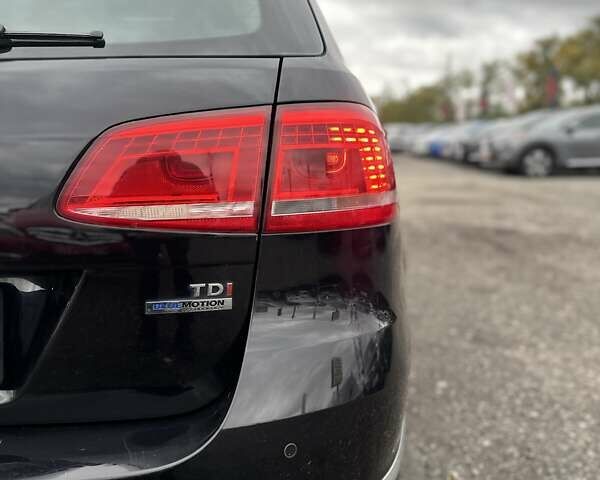 Черный Фольксваген Пассат, объемом двигателя 1.6 л и пробегом 245 тыс. км за 11999 $, фото 10 на Automoto.ua