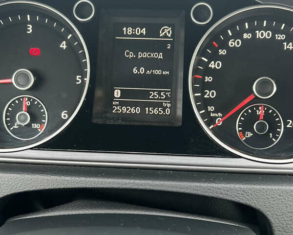 Чорний Фольксваген Пассат, об'ємом двигуна 1.6 л та пробігом 265 тис. км за 11600 $, фото 18 на Automoto.ua