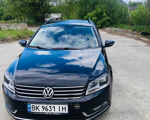 Черный Фольксваген Пассат, объемом двигателя 1.97 л и пробегом 259 тыс. км за 11400 $, фото 1 на Automoto.ua