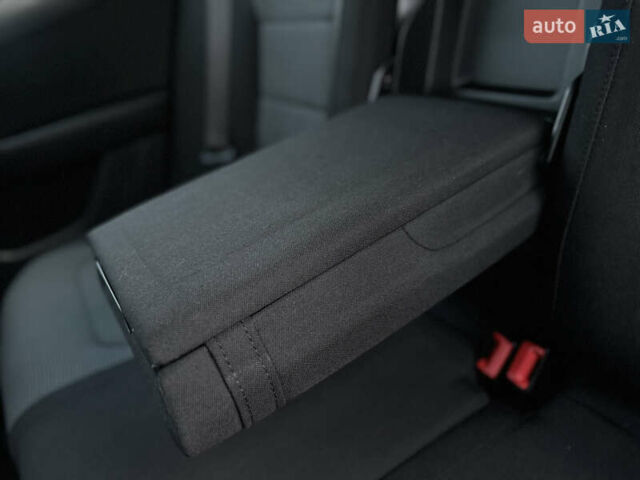 Черный Фольксваген Пассат, объемом двигателя 1.6 л и пробегом 213 тыс. км за 11900 $, фото 83 на Automoto.ua